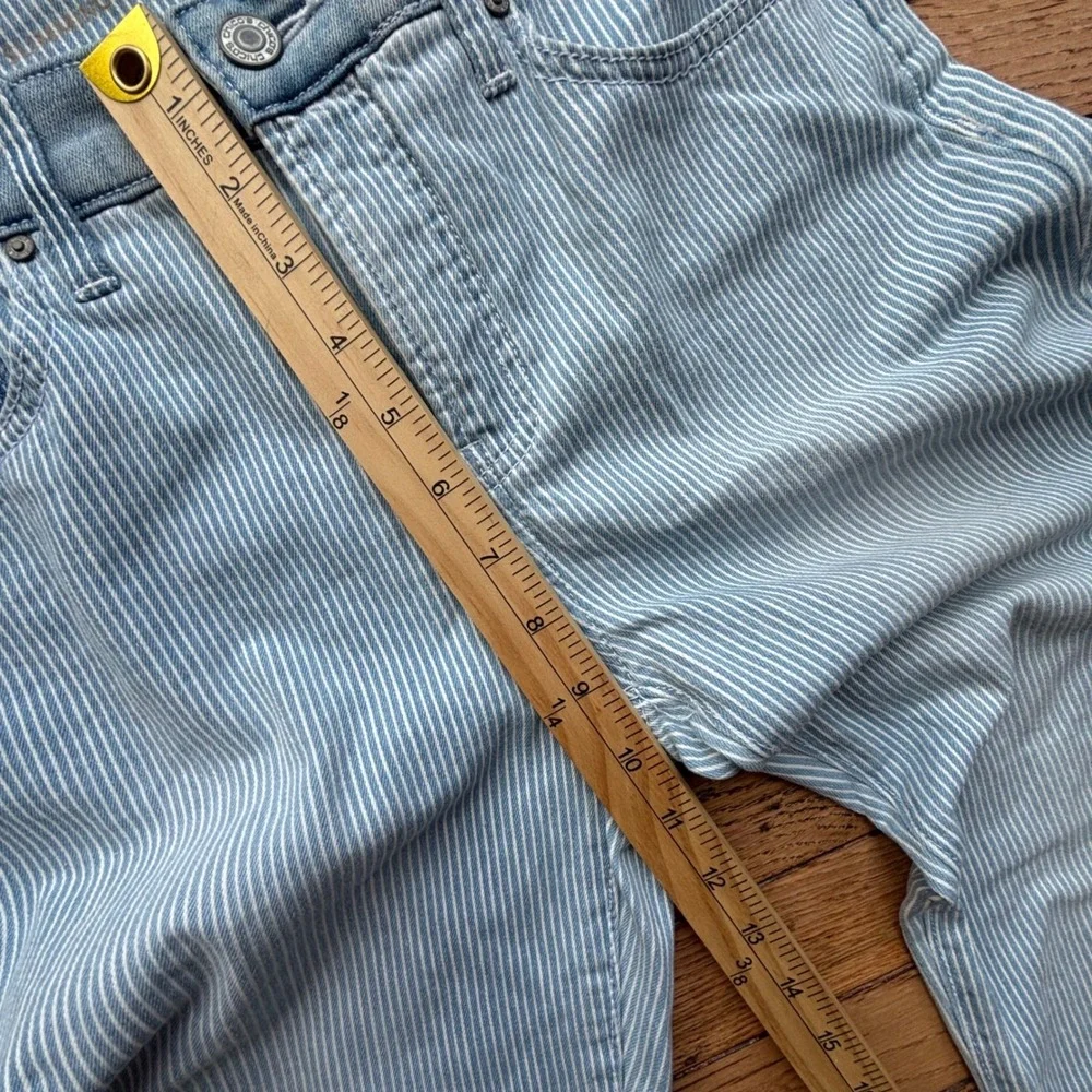Chicos So Slimming Girlfriend Slim‎ Leg Stripe Dbl Fray Ankle Jeans 00R NWT